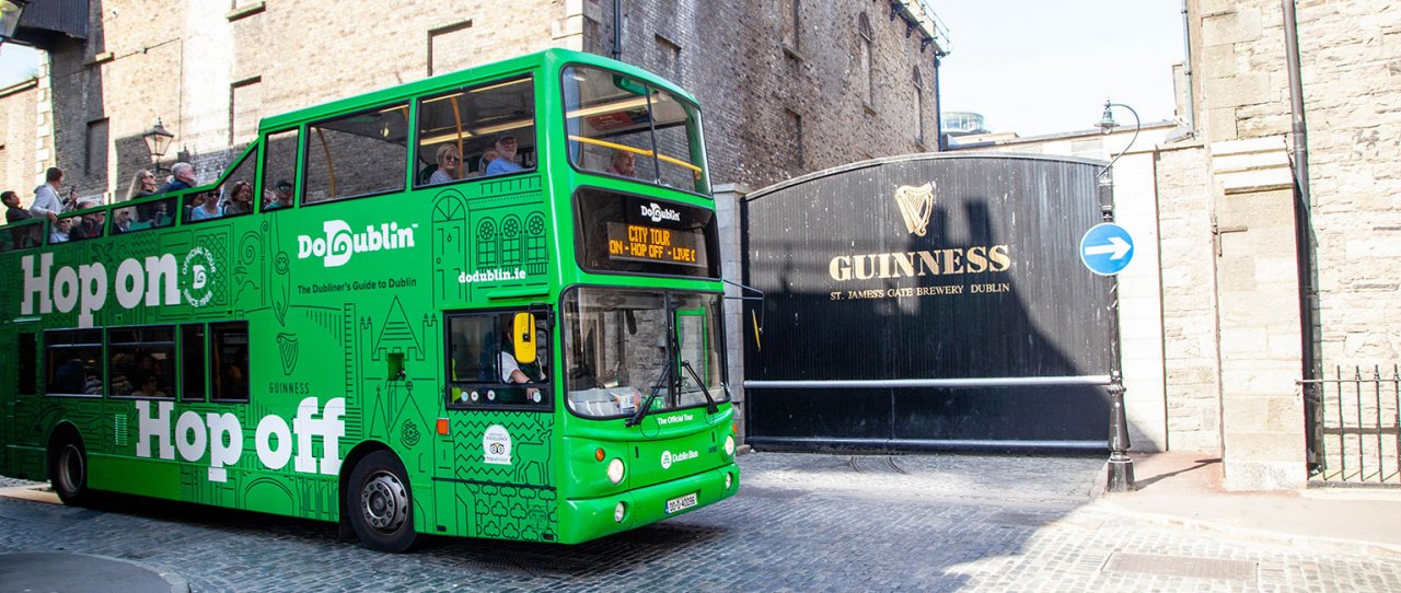 Dodublin bus at guinness gates